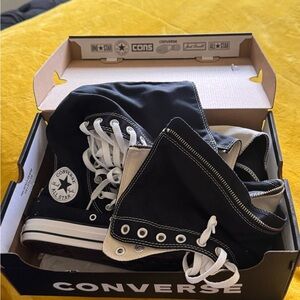 Converse Black Unisex Sneakers